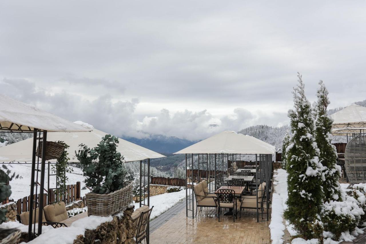 Alpine Castle Hotel Dilijan Exterior photo