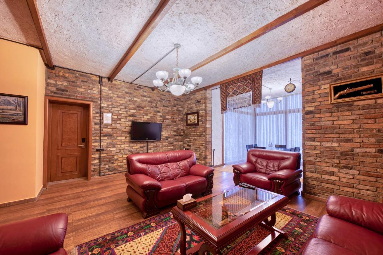 Alpine Castle Hotel Dilijan Exterior photo