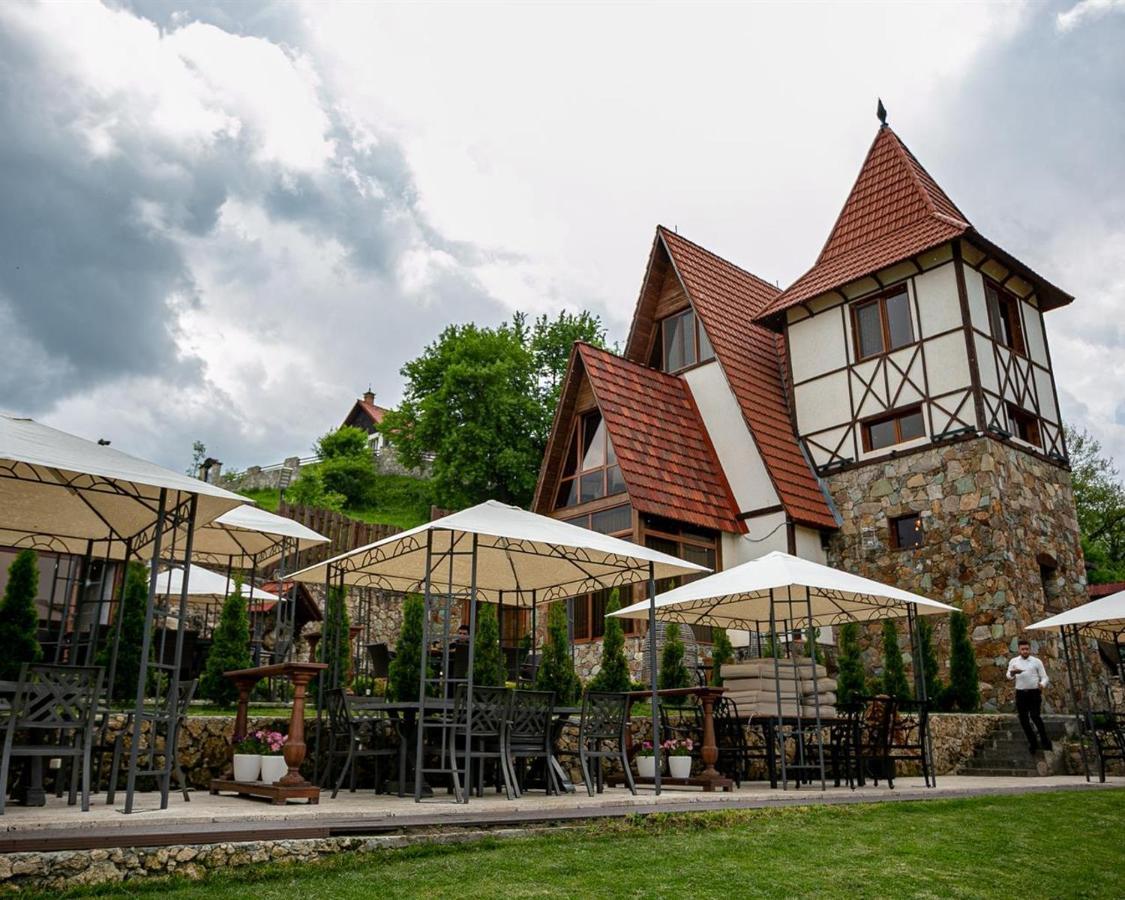 Alpine Castle Hotel Dilijan Exterior photo